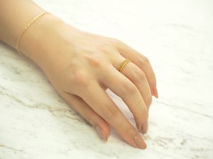 細めレイヤードリング